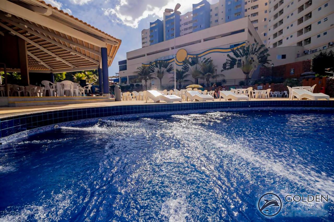 Golden Dolphin Grand Hotel - Suite Pool Caldas Novas Bagian luar foto